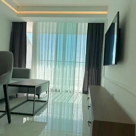 Apartment Comfortable In Prestigious Grand Sapphire Trikomo
